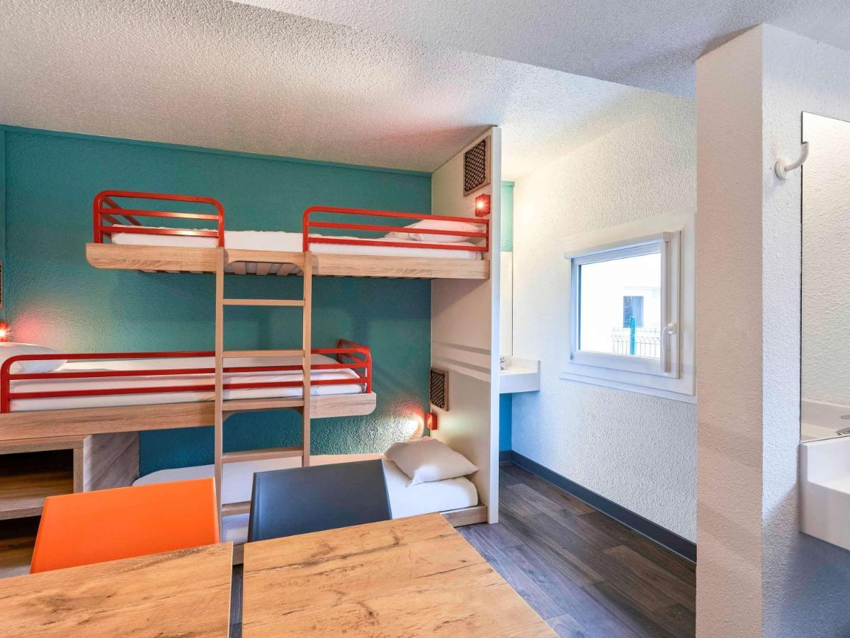 Hotel F1 Lyon Genay Massieux Екстер'єр фото