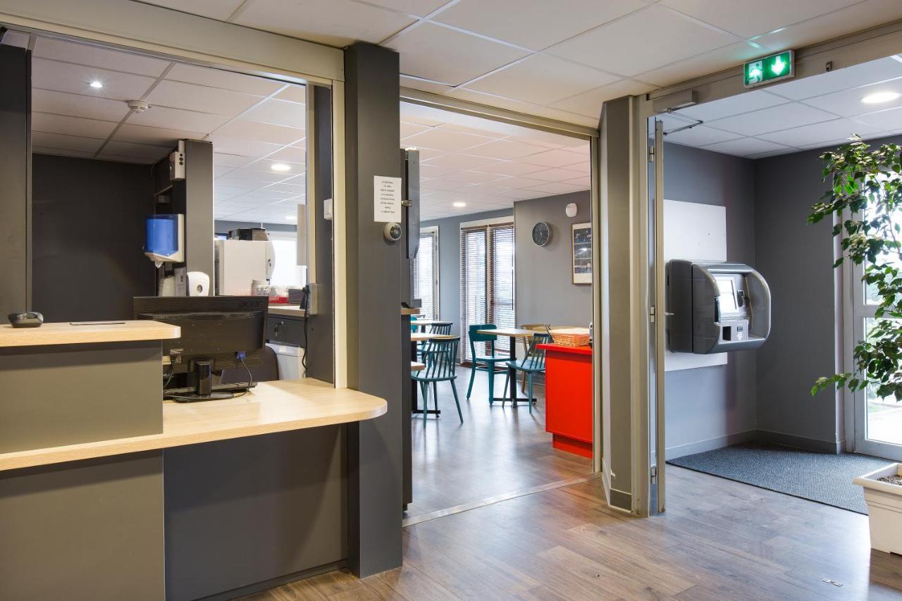 Hotel F1 Lyon Genay Massieux Екстер'єр фото